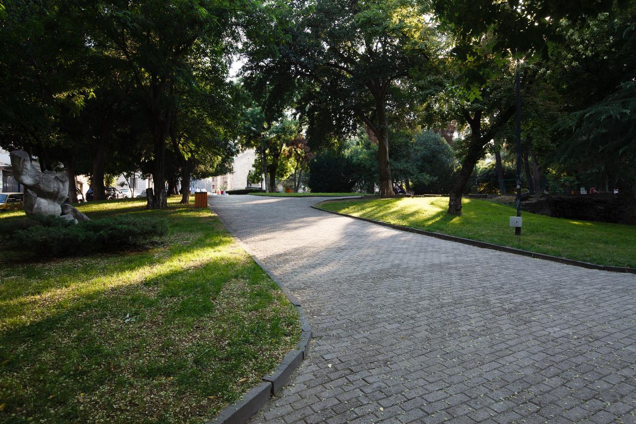 Garden Side Tbilisi 호텔 외부 사진